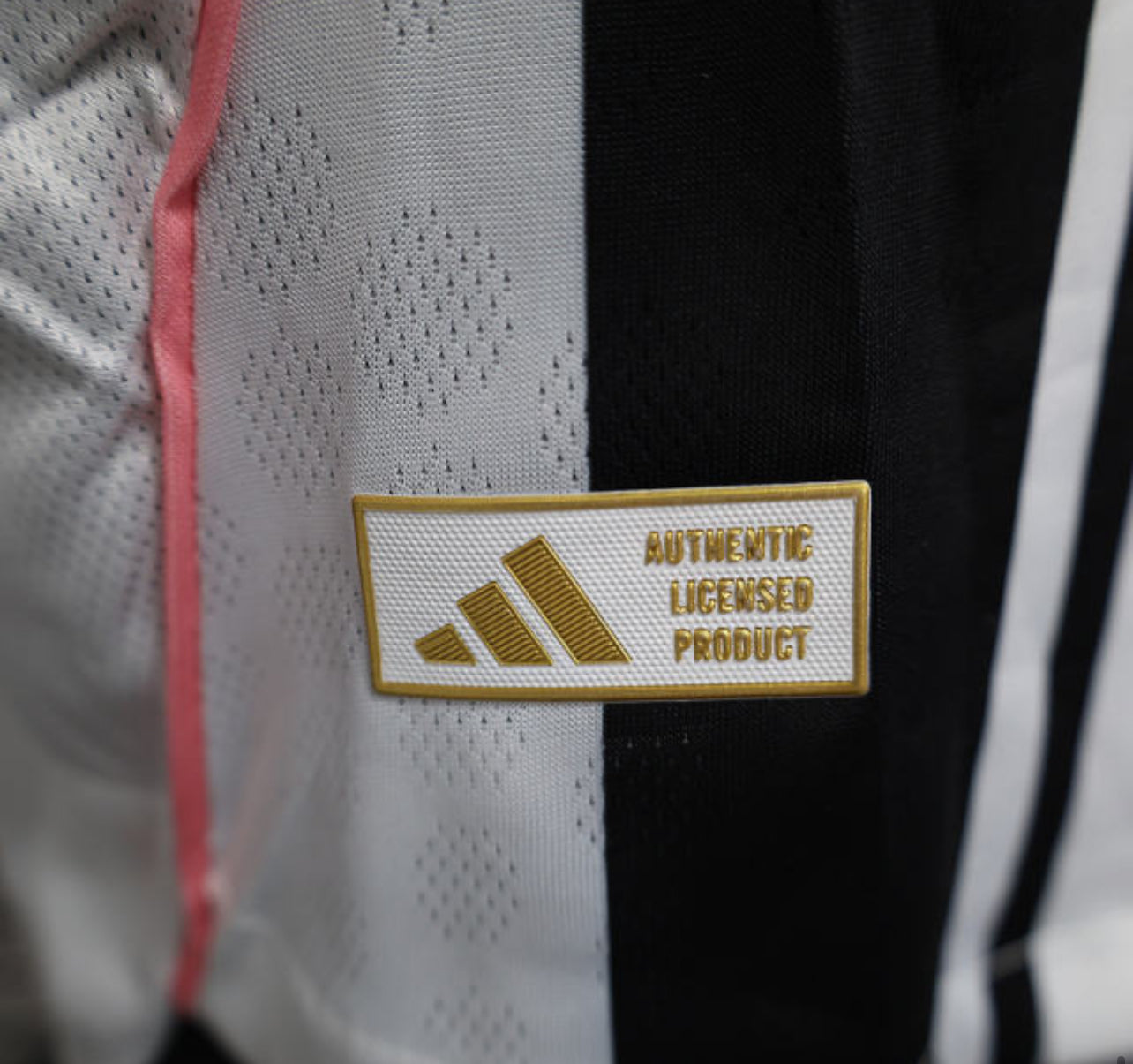 25-26 Juventus Home Soccer Jersey Player Version