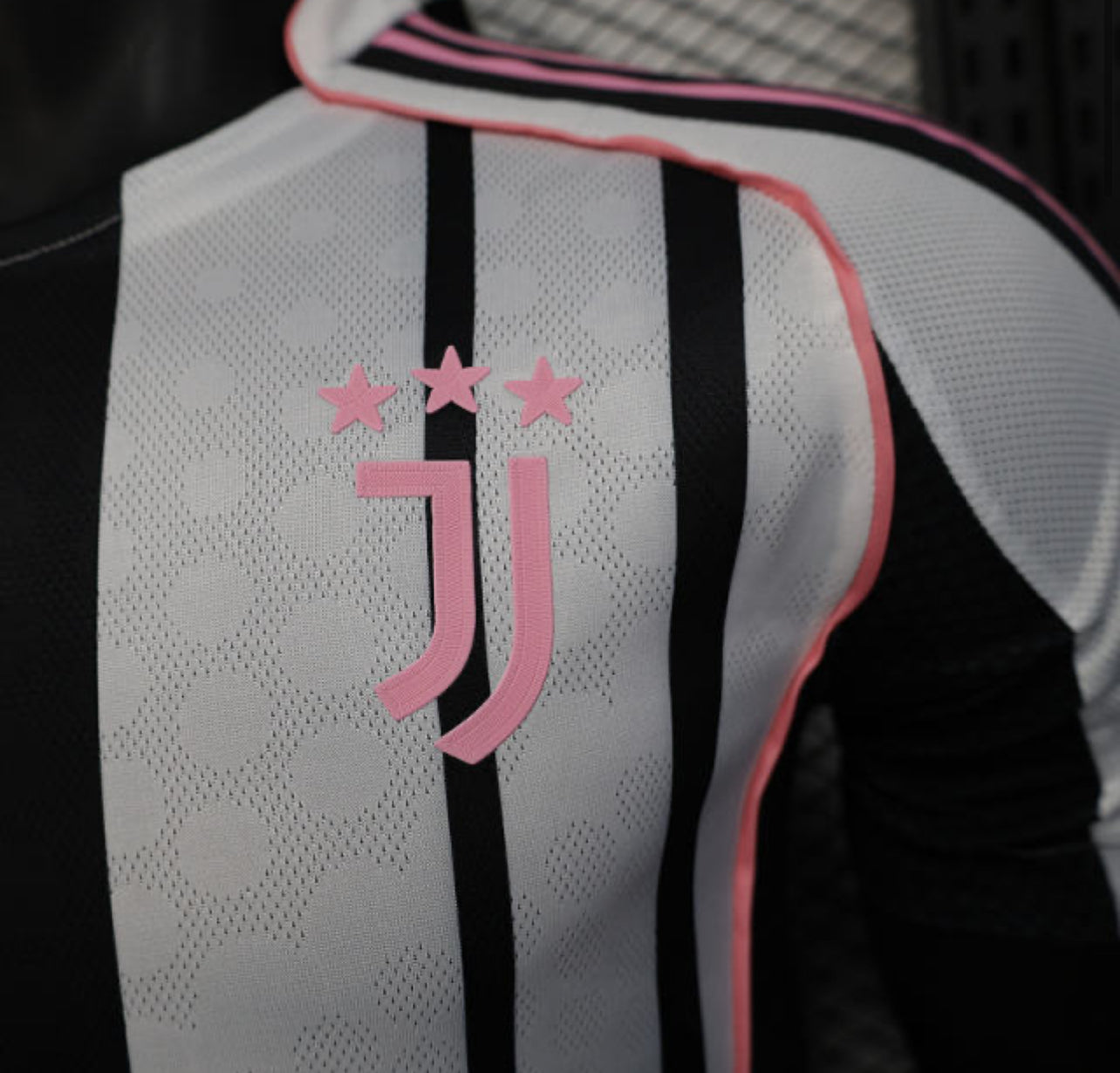 25-26 Juventus Home Soccer Jersey Player Version