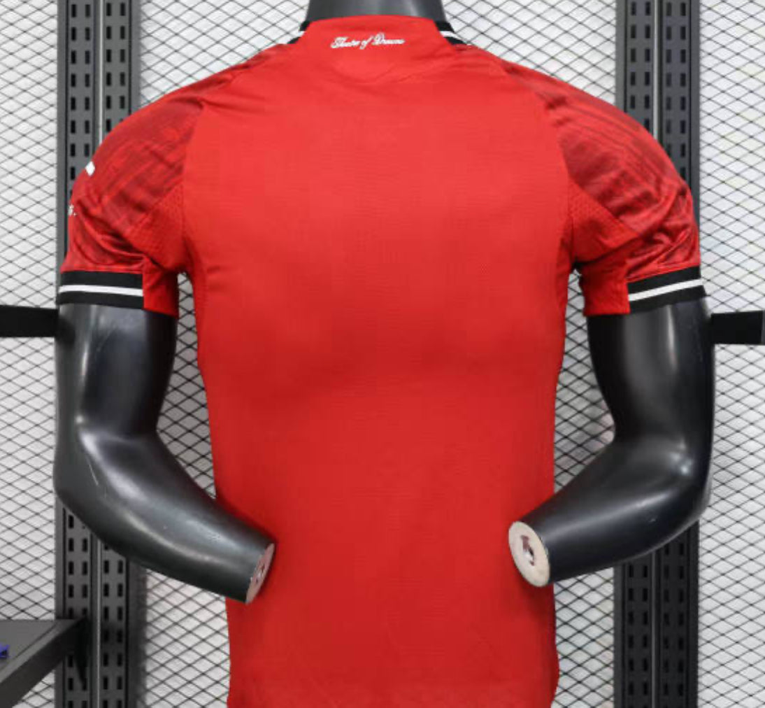 25-26 Manchester United Home Soccer Jersey Player Version