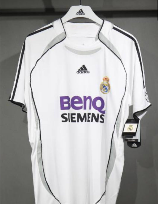 2006/07 Real Madrid Home Retro Jersey Player Edition